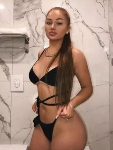 Проститутка Камилла